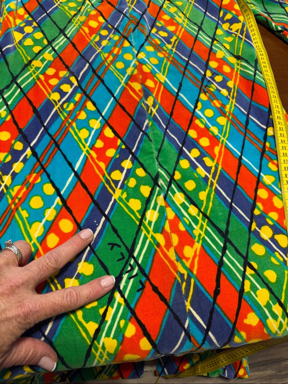 Vintage Handmade 60s/70s Psychedelic Mod Maxi Housecoat – Bold Geometric Print - Picture 7 of 9